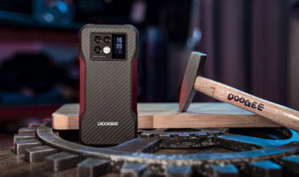 На российском рынке появилась новинка Doogee V20 – главный претендент на звание самого “неубиваемого” телефона 2022 года