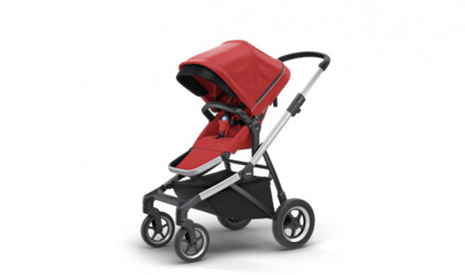 Thule Sleek – прогулки с ребенком в любую погоду 
