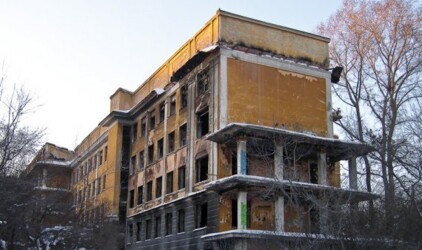 Заброшенную больницу в Зеленой Роще выставили на торги