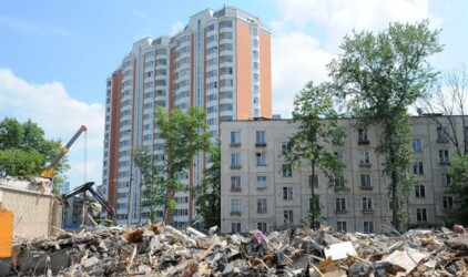 В Екатеринбурге и Сочи через 2 года могут снести хрущевские постройки